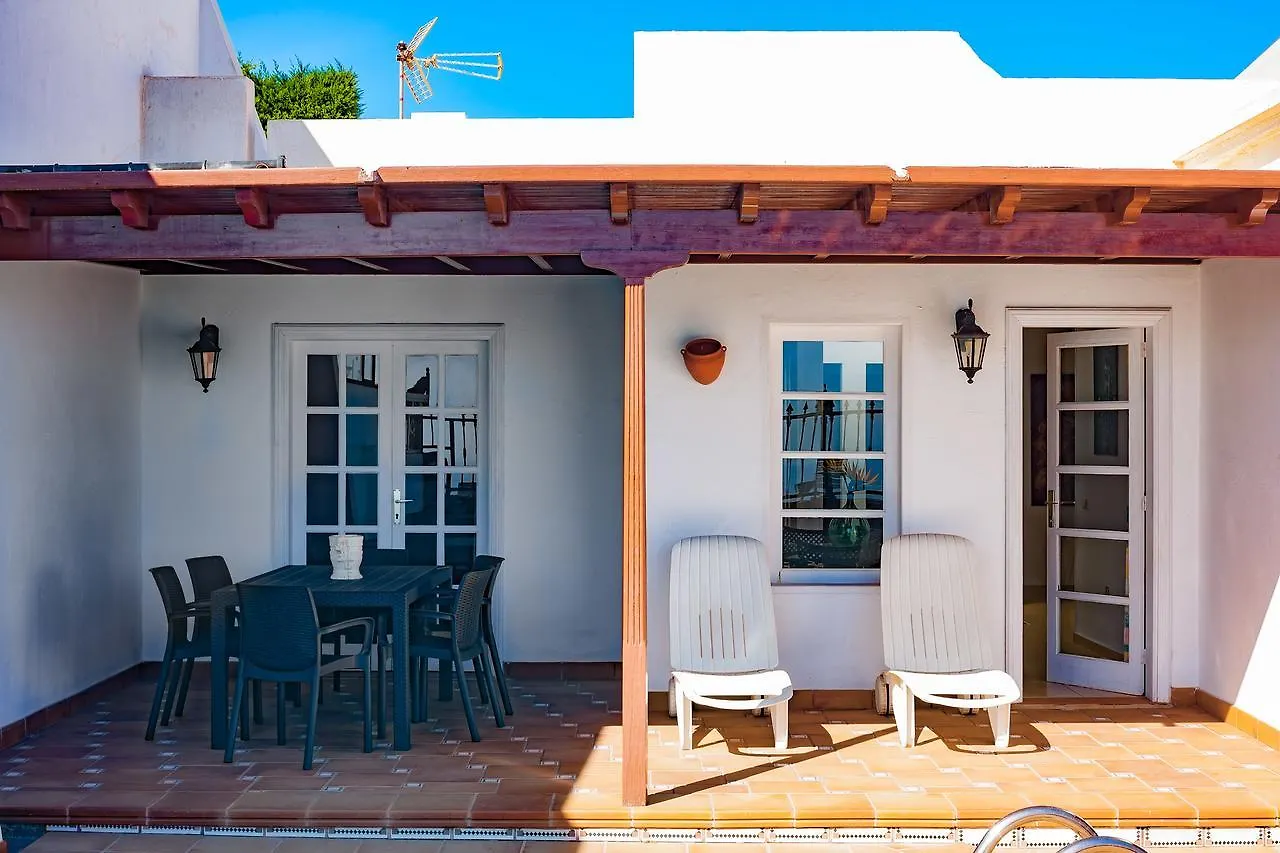 Villa تياس