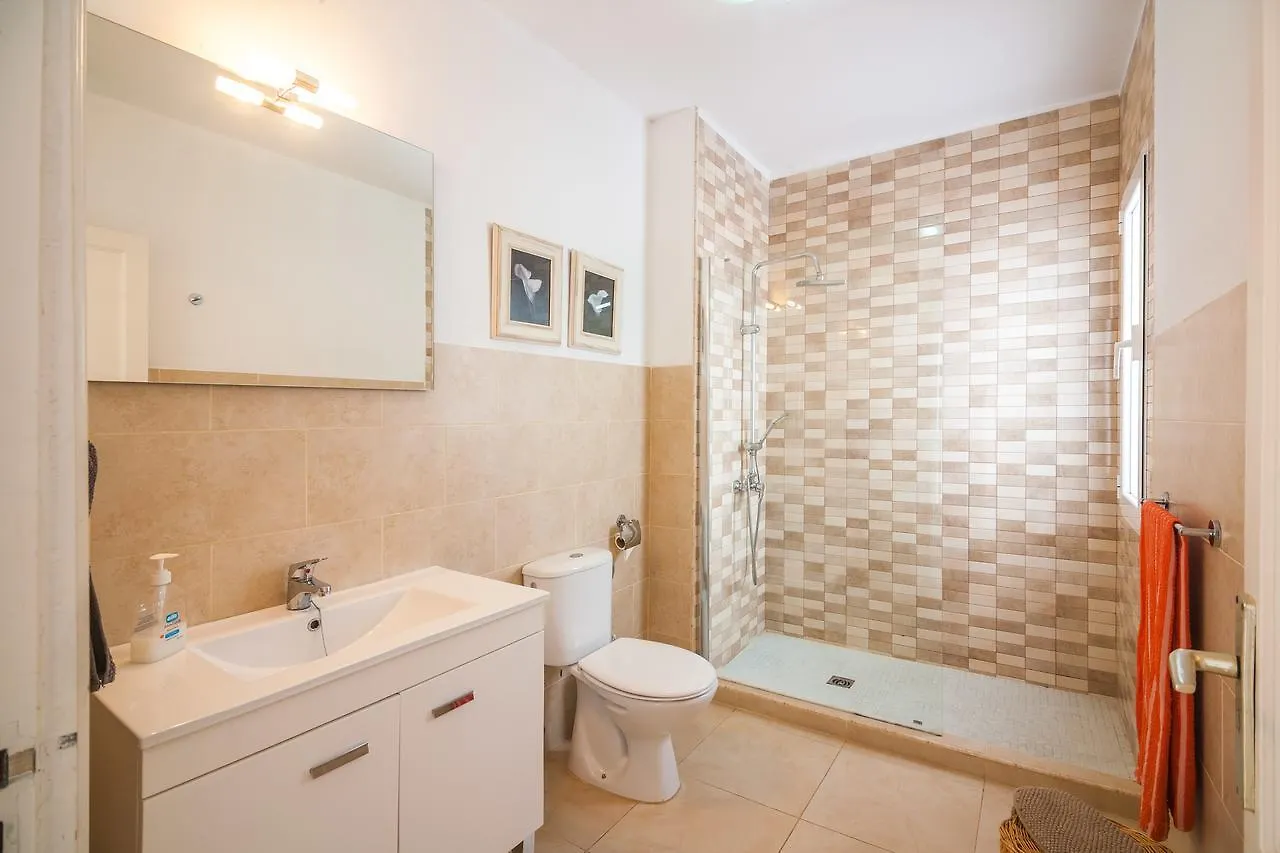 Villa تياس