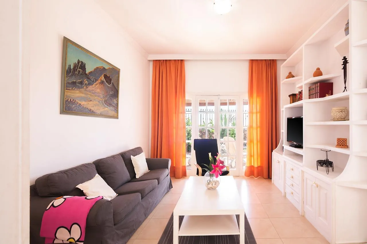 Villa تياس